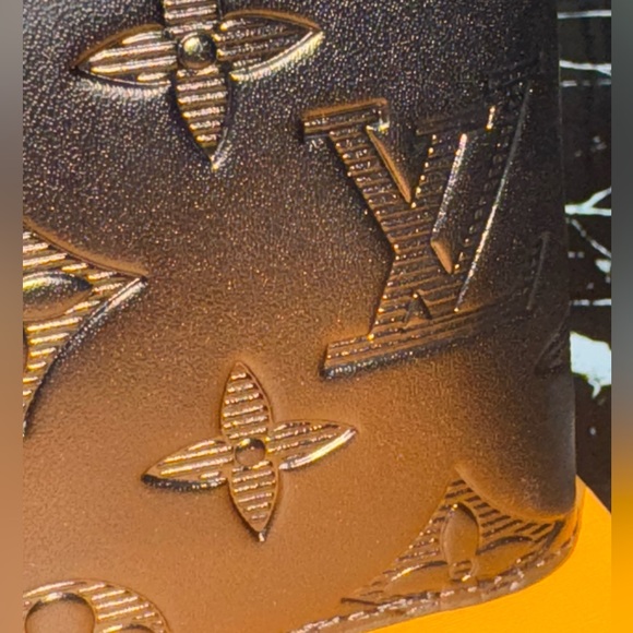 Louis Vuitton Black Monochrome Wallet - Picture 1 of 5